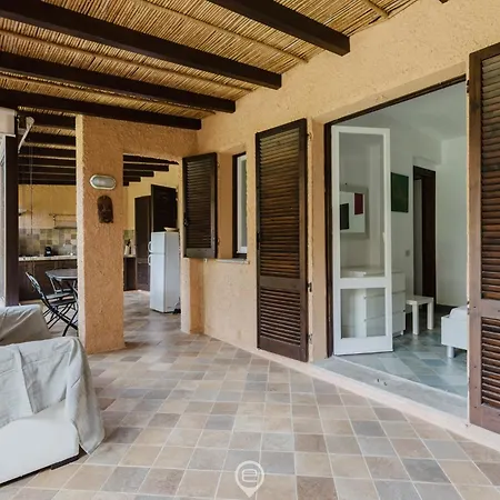 Vakantiehuis Fiorenza'S Charming Beach House