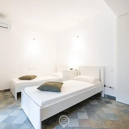 Fiorenza's Charming House Apartment *